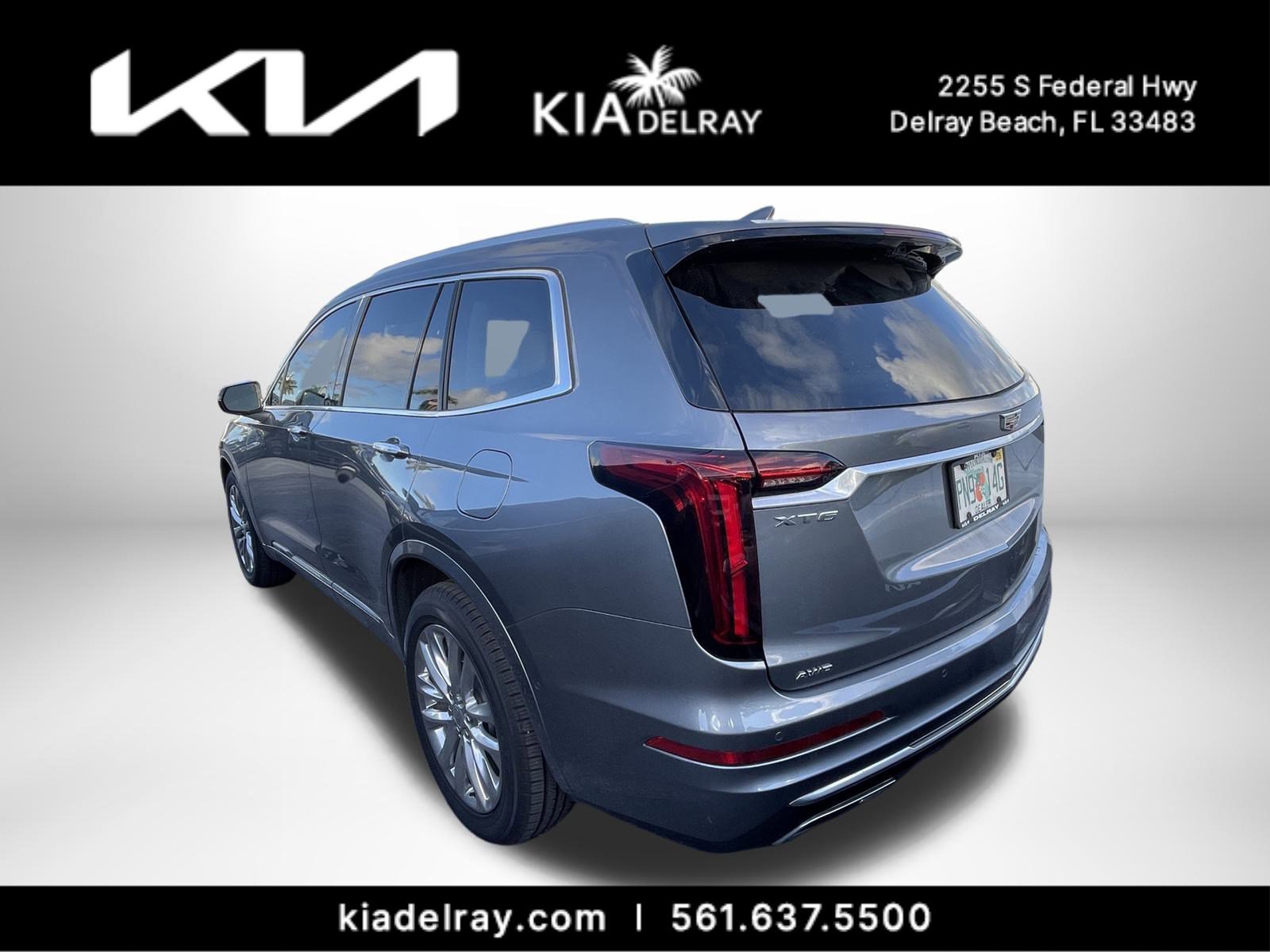 Used 2021 Cadillac XT6 Premium Luxury image 3