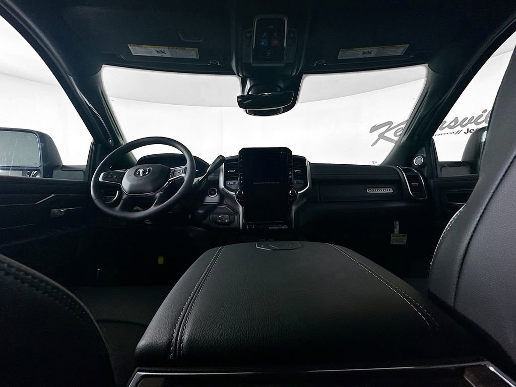 New 2026 RAM 2500 Laramie AWD/4WD image 9