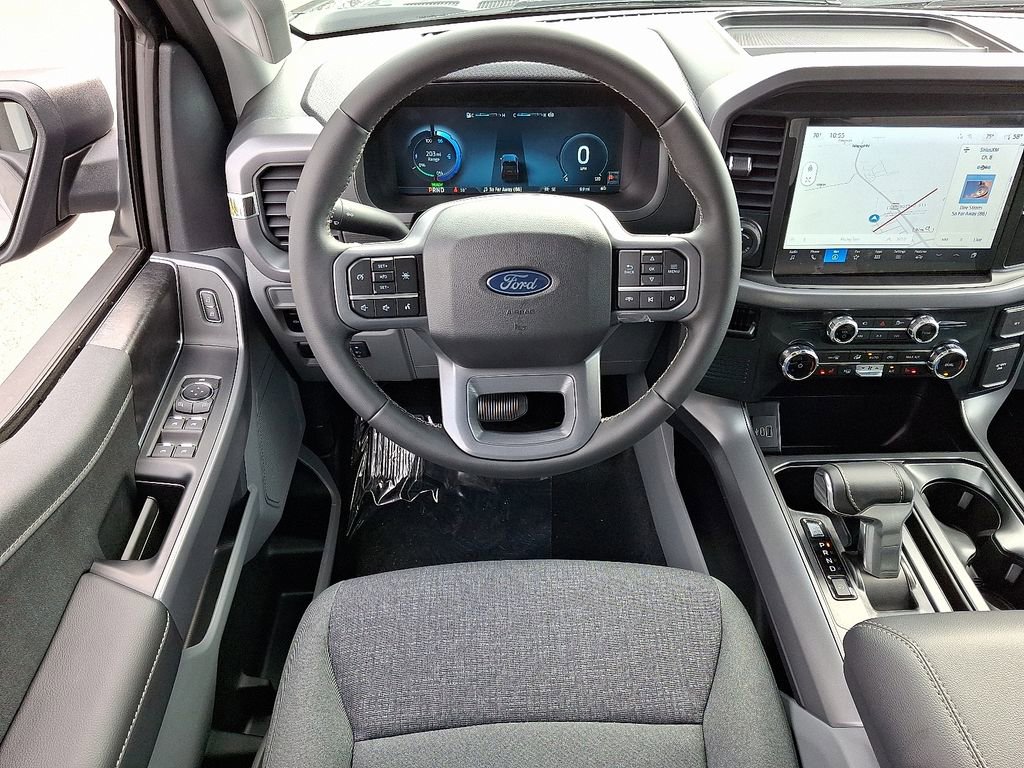 New 2025 Ford F150 Lightning XLT image 8