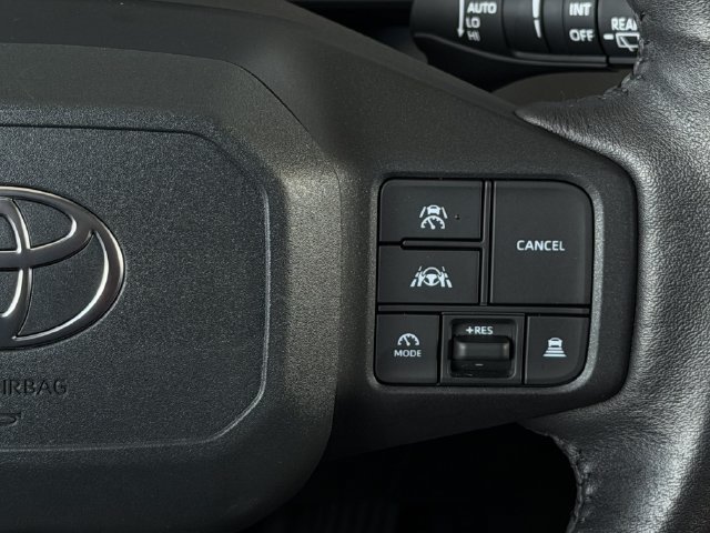 Used 2026 Toyota RAV4 Limited AWD/4WD image 15