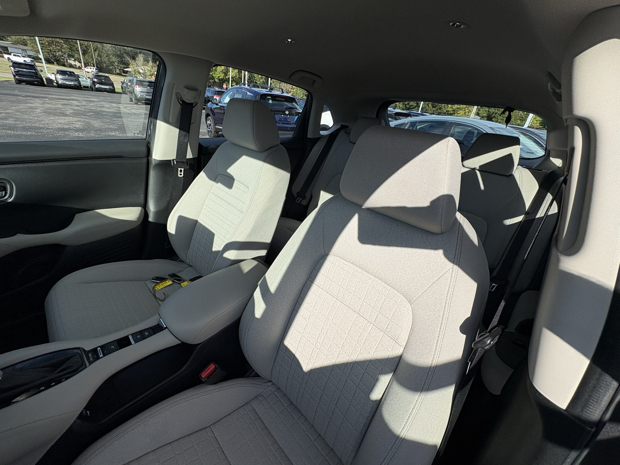 Used 2024 Honda HR-V LX image 13