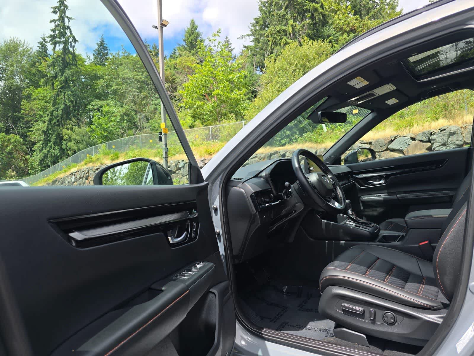 Used 2026 Honda CR-V Sport Touring image 24