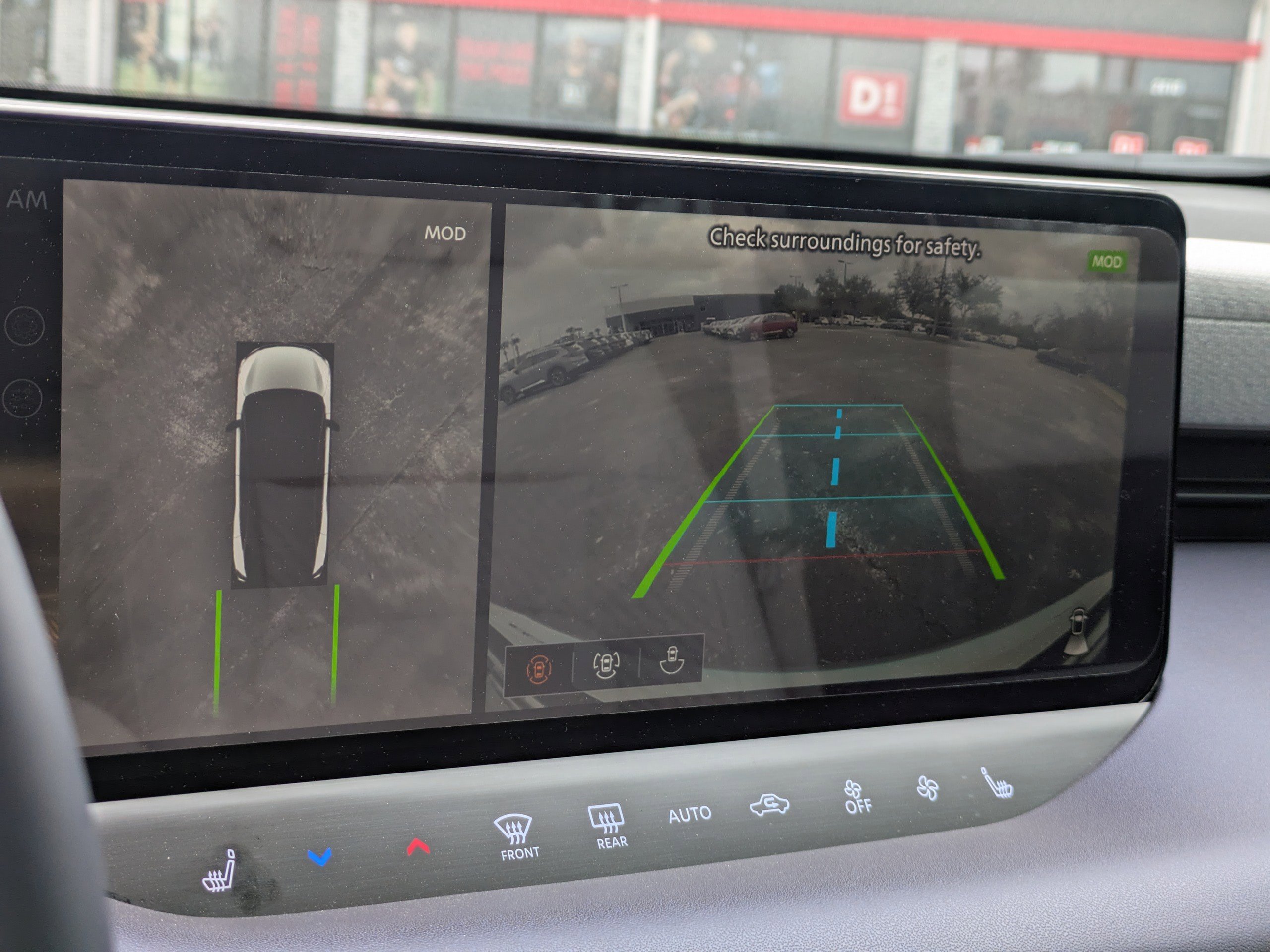 New 2026 Nissan Leaf Platinum+ w/ Cargo Package (Platinum+) image 24