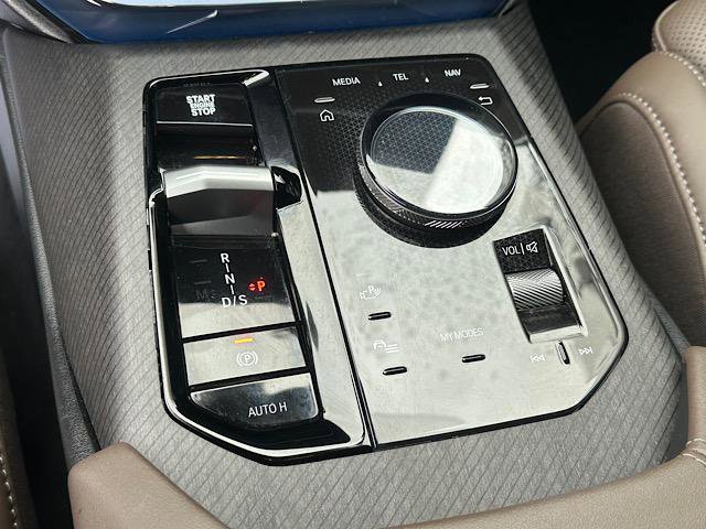 Certified 2025 BMW X3 xDrive30i w/ M Sport Package image 27