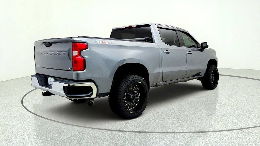 Used 2021 Chevrolet Silverado 1500 LT AWD/4WD image 5