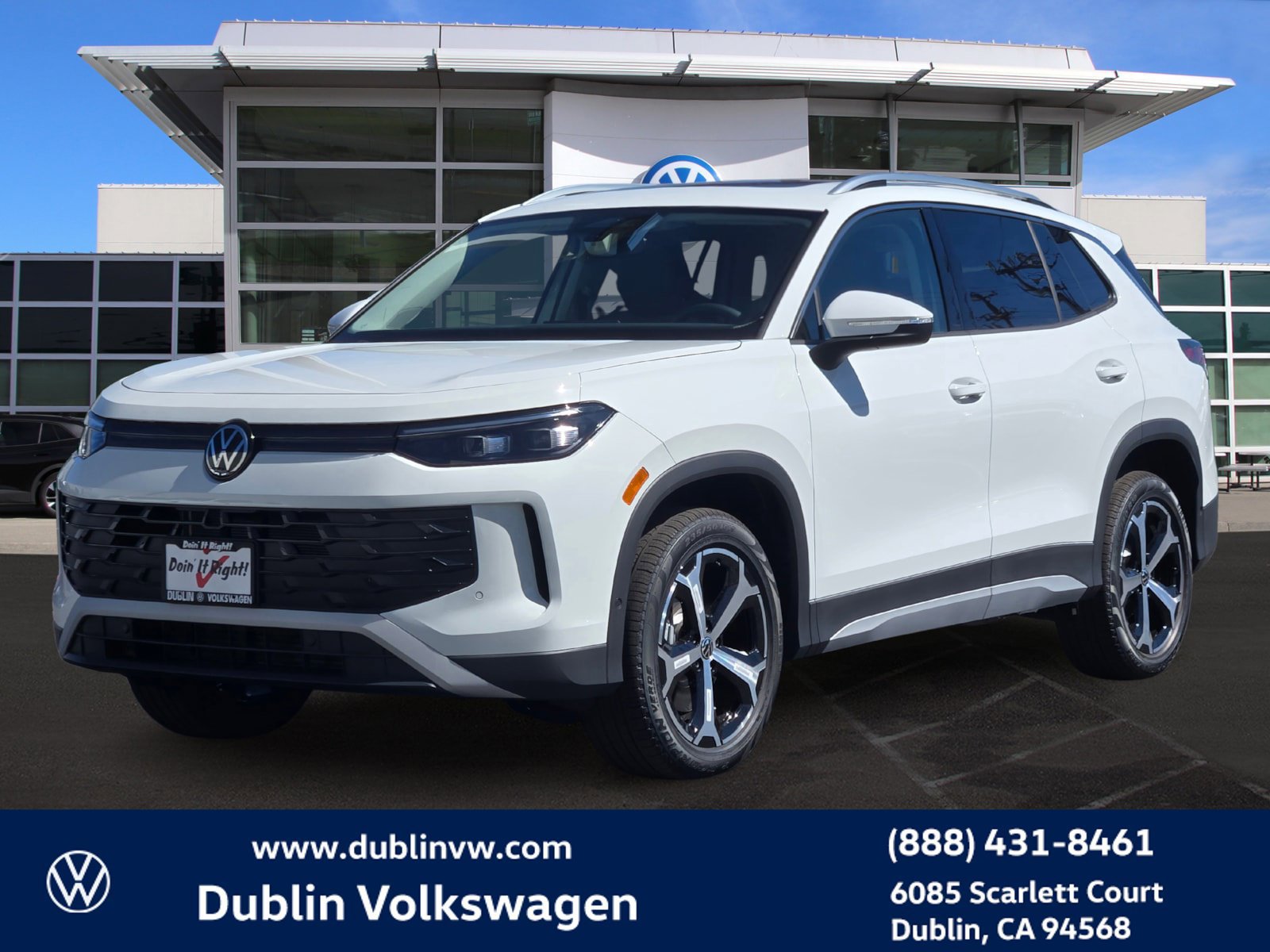 New 2026 Volkswagen Tiguan SE AWD/4WD image 8