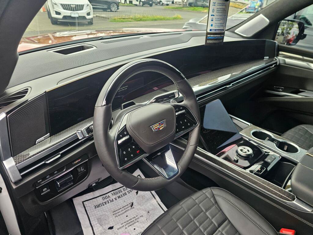 Used 2025 Cadillac Escalade V AWD/4WD image 48