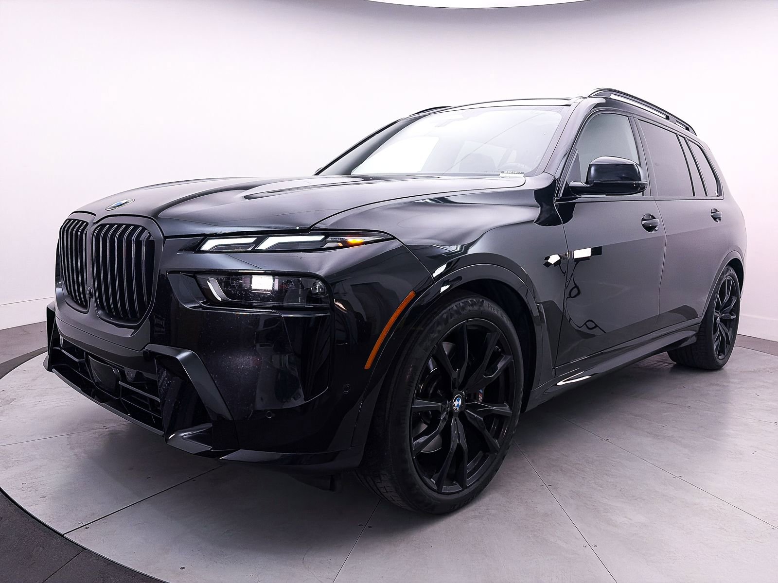 Used 2024 BMW X7 xDrive40i w/ M Sport Package image 14