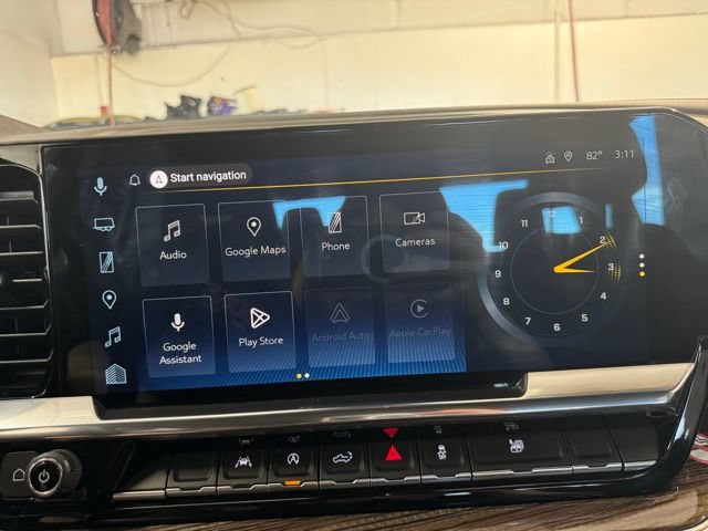 Used 2025 Chevrolet Silverado 1500 LT AWD/4WD image 6