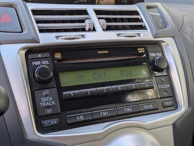 Used 2008 Toyota Yaris 2-Door Hatchback image 9