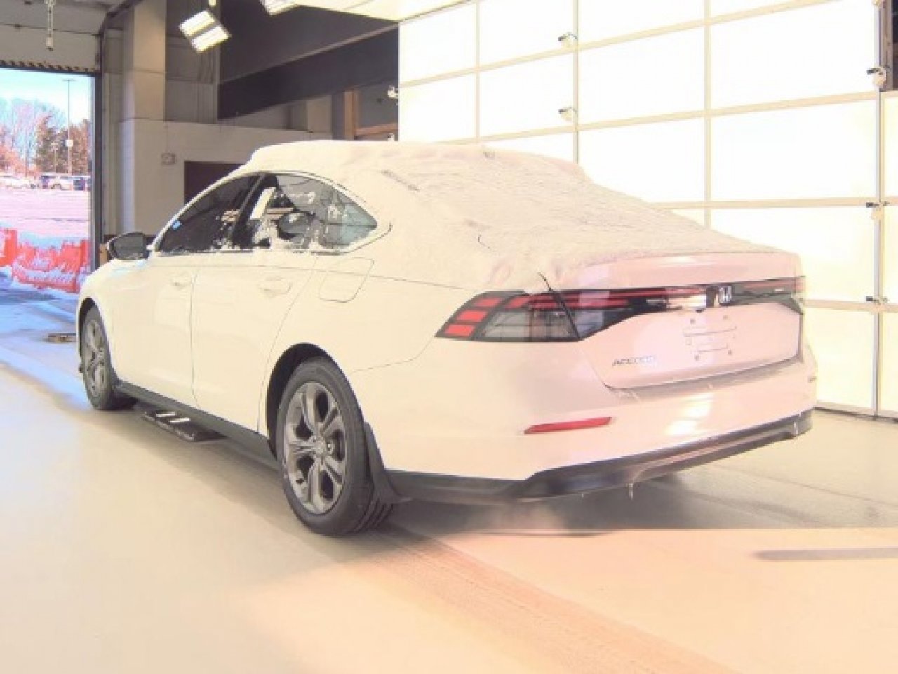 Used 2024 Honda Accord EX image 10