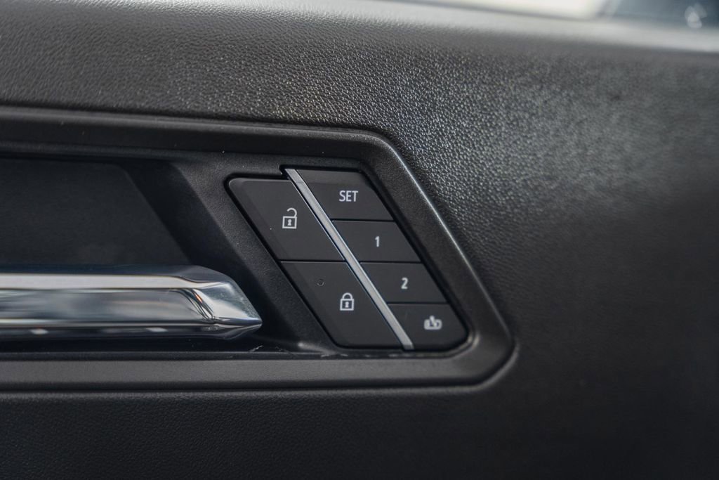 Used 2026 GMC Canyon Denali image 41