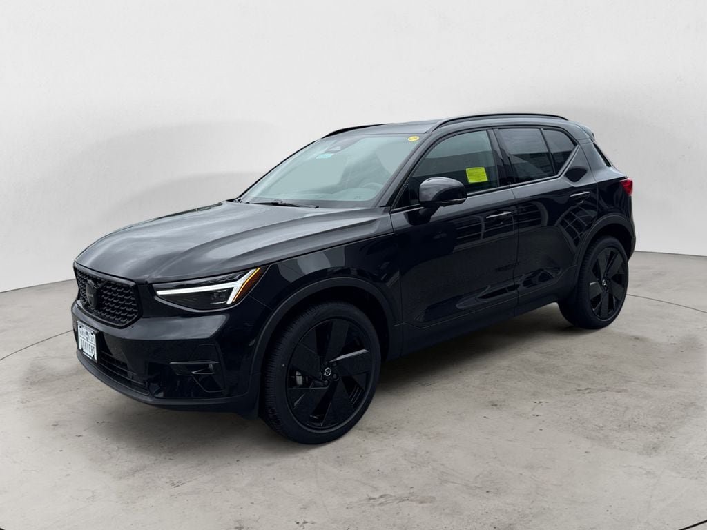 New 2026 Volvo XC40 B5 Ultra w/ Protection Package Premier AWD/4WD image 2