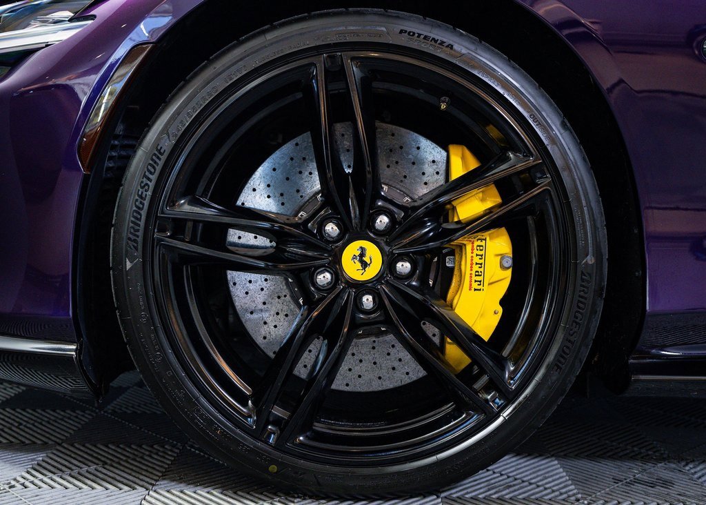 Certified 2023 Ferrari Roma image 5