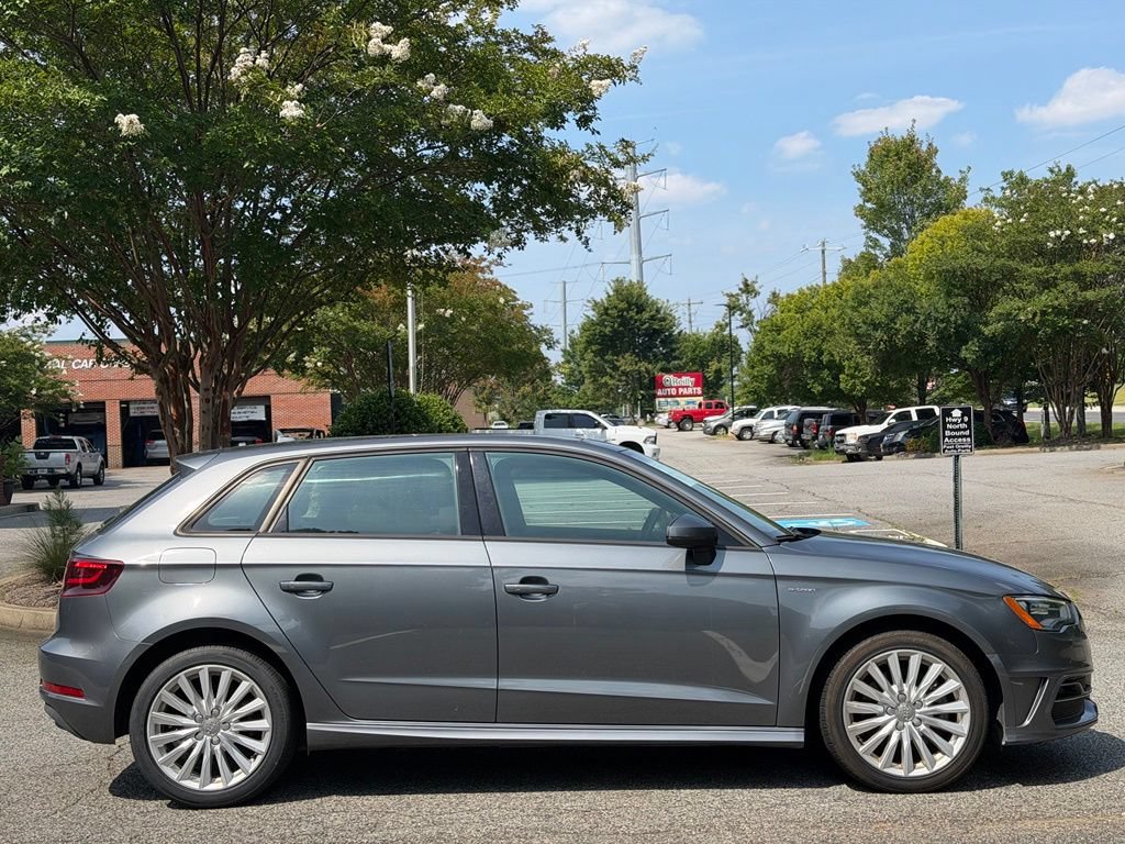Used 2016 Audi A3 e-tron Premium w/ 17" Wheel Package FWD image 6