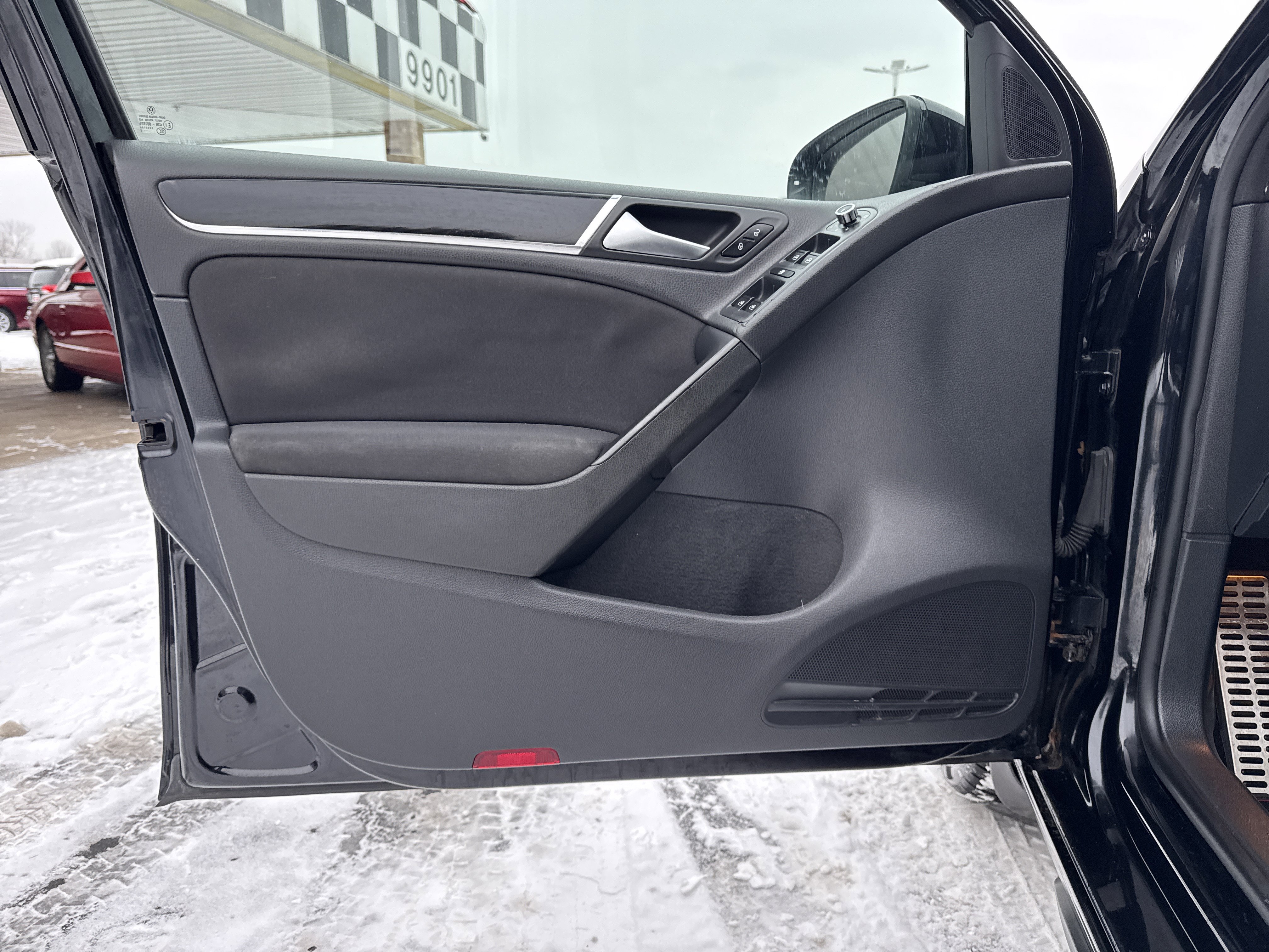 Used 2012 Volkswagen GTI 4-Door image 13