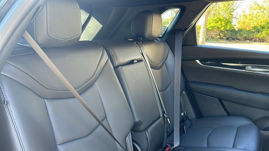 New 2025 Cadillac XT5 Premium Luxury FWD image 12