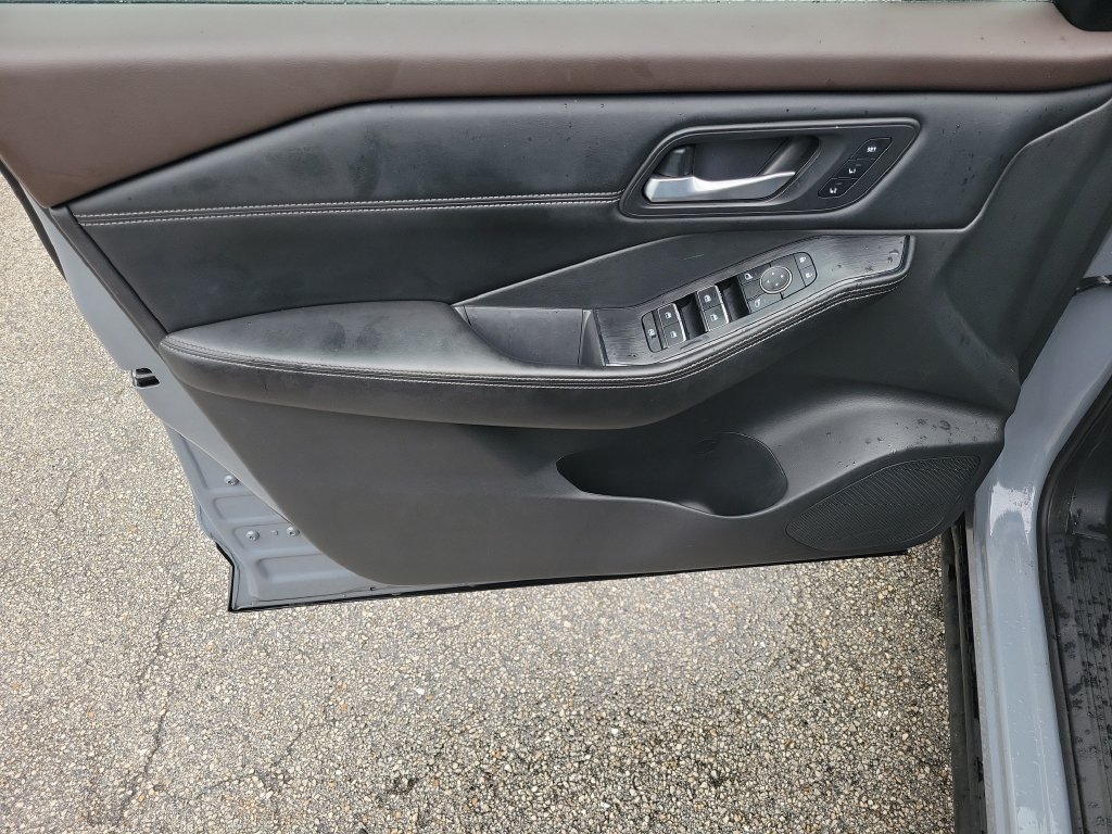 Certified 2022 Nissan Rogue SL w/ SL Premium Package FWD image 26