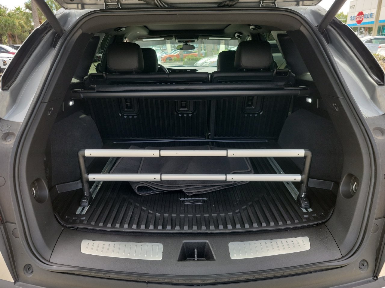 Certified 2025 Cadillac XT5 Premium Luxury w/ LPO, Floor Liner Package AWD/4WD image 9