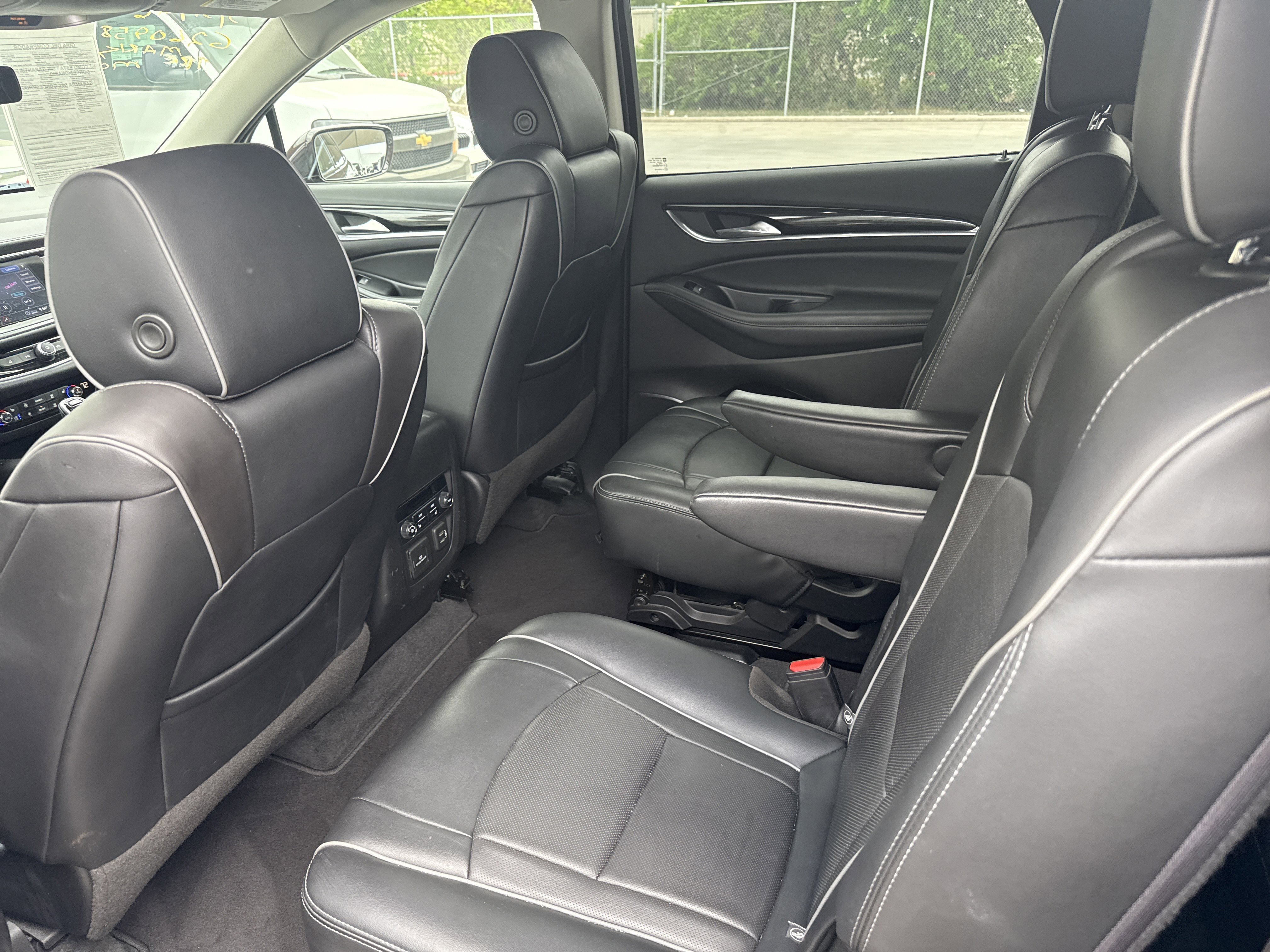 Certified 2020 Buick Enclave Avenir w/ Avenir Technology Package image 7