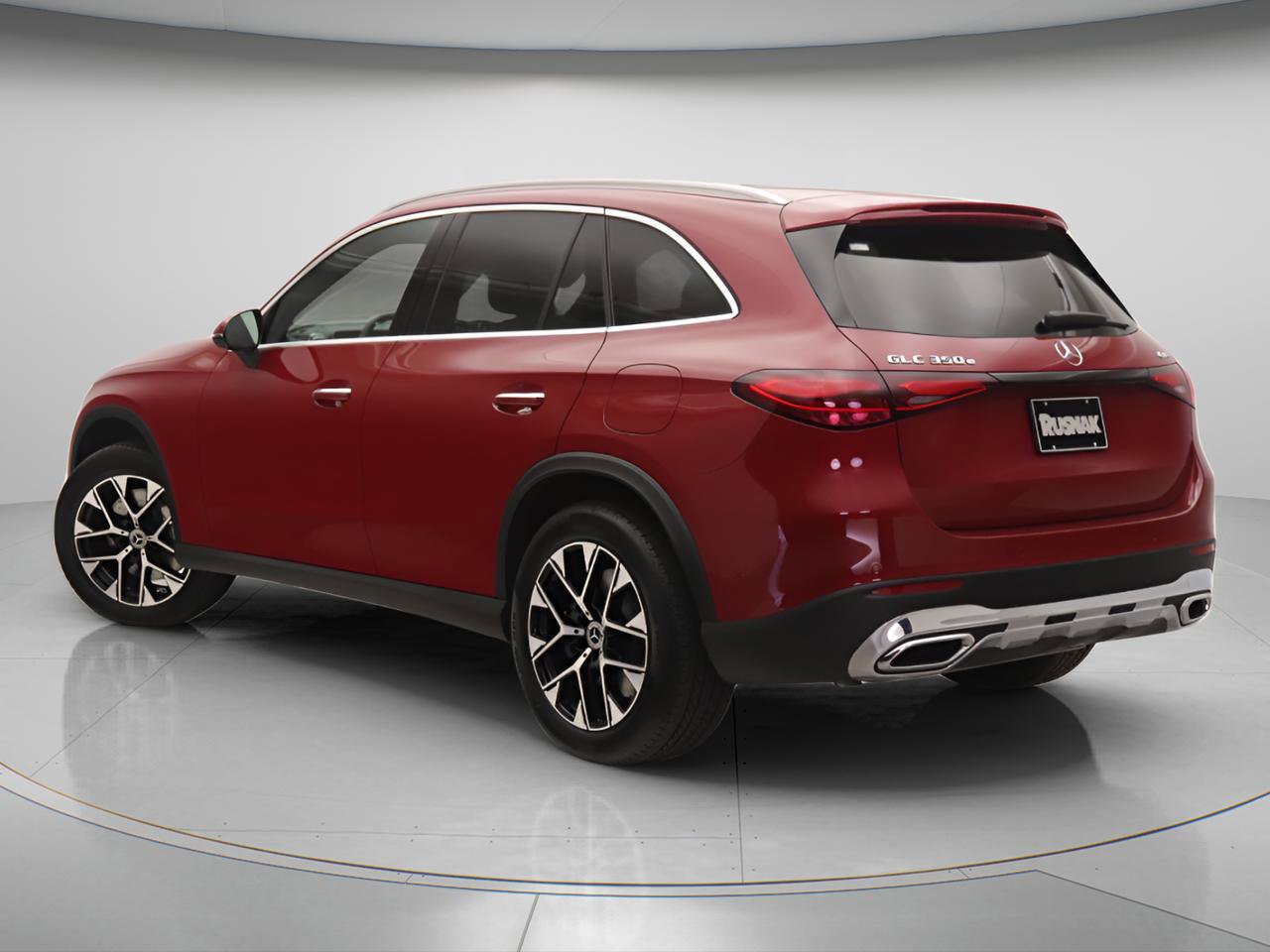 New 2026 Mercedes-Benz GLC 350e 4MATIC image 2