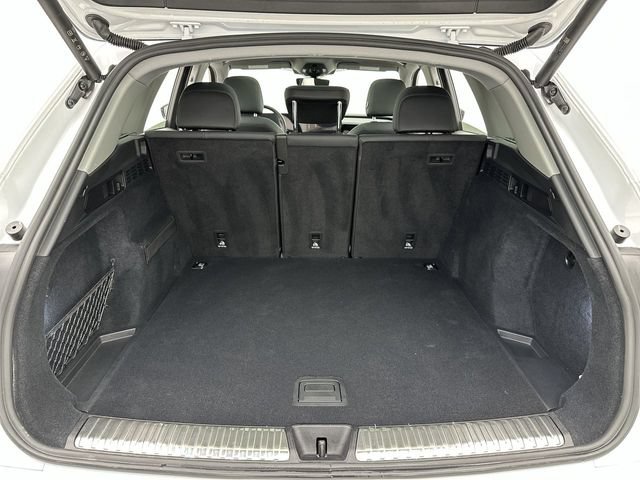 Used 2025 Audi Q5 Premium w/ Convenience Package AWD/4WD image 23