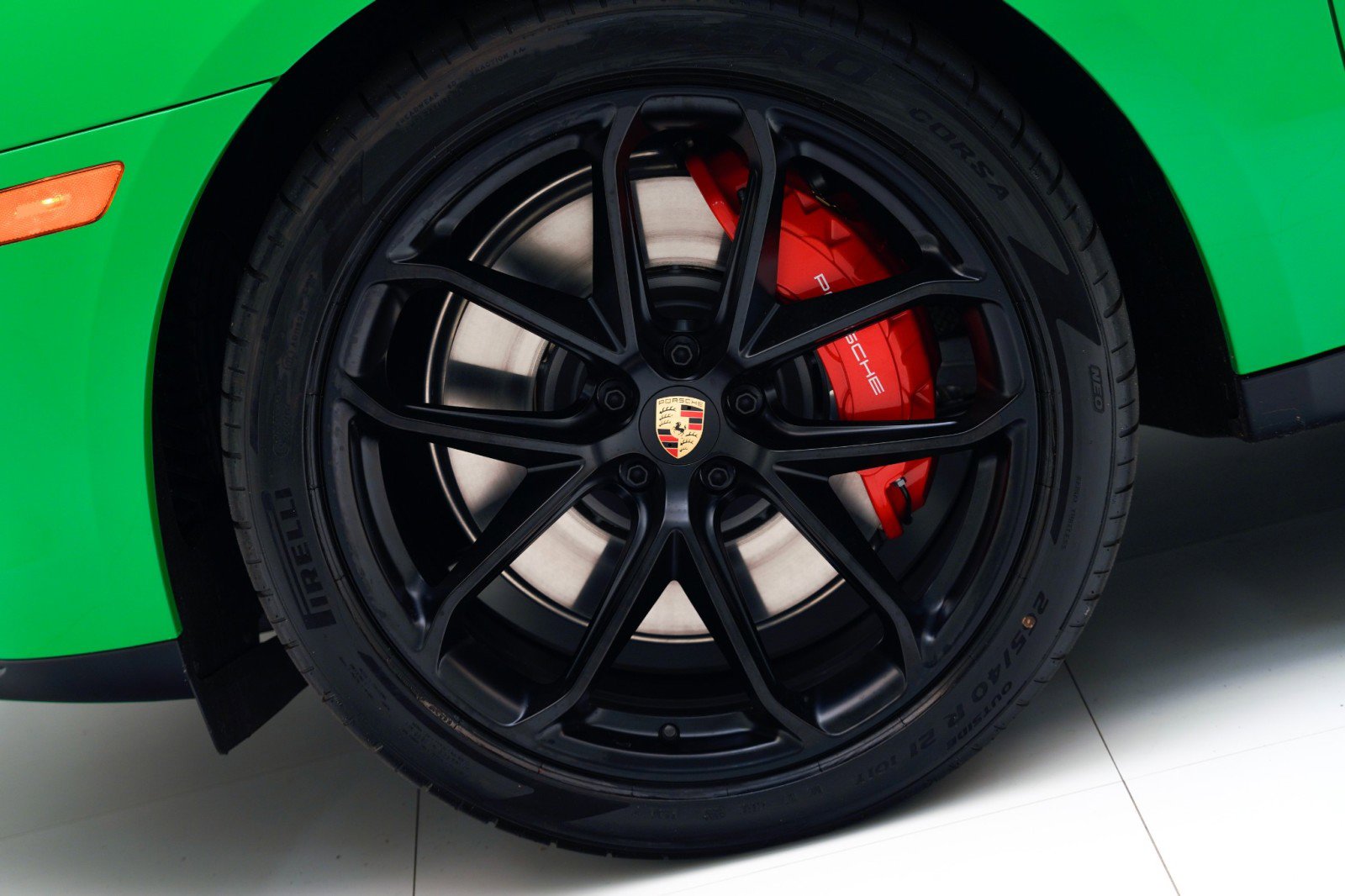 New 2026 Porsche Macan GTS image 12