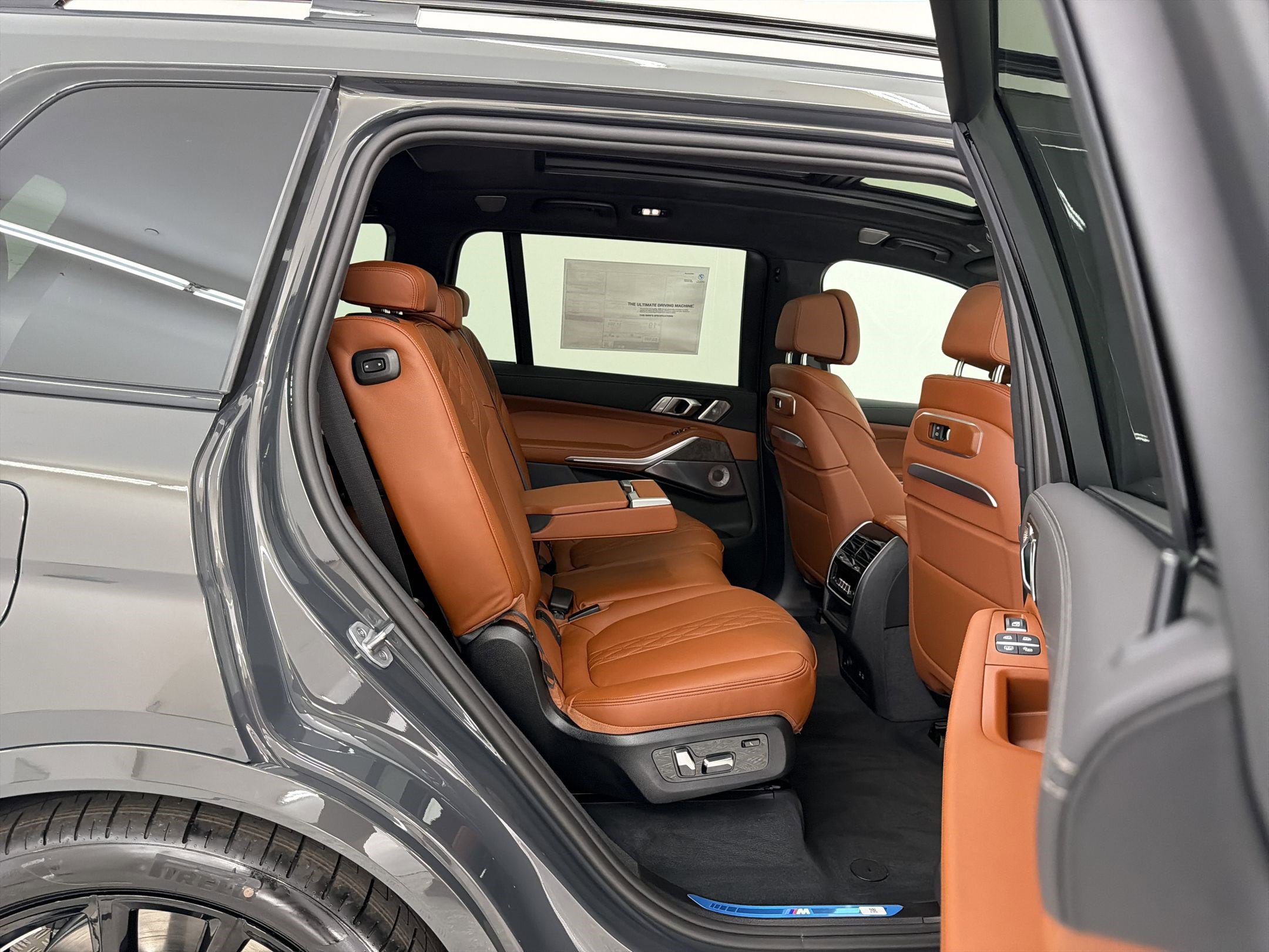New 2027 BMW X7 M60i w/ Executive Package AWD/4WD image 29