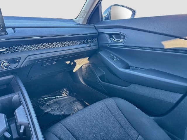 Certified 2024 Honda Accord EX image 27