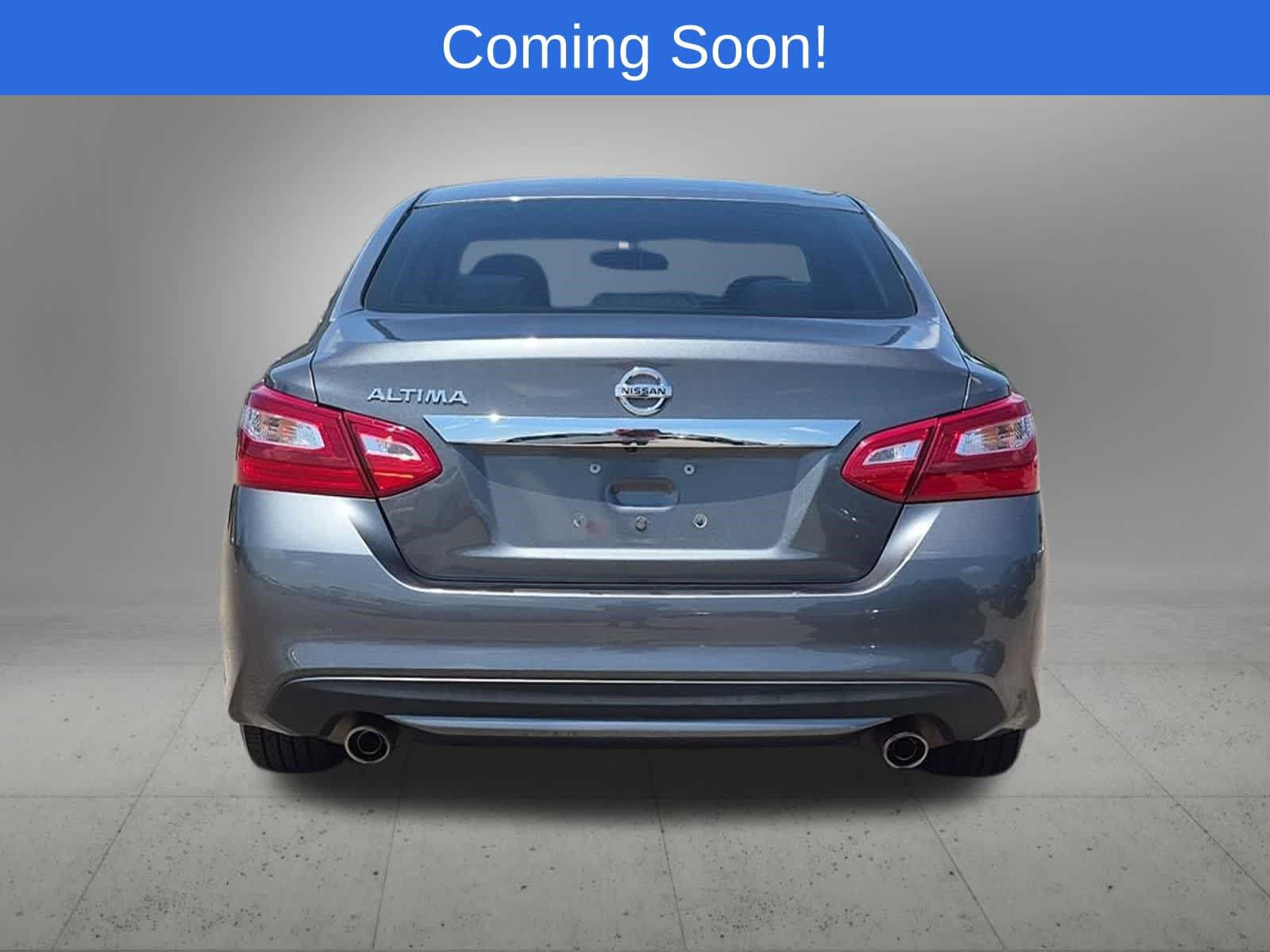 Used 2017 Nissan Altima 2.5 S w/ Power Driver Seat Package FWD image 5