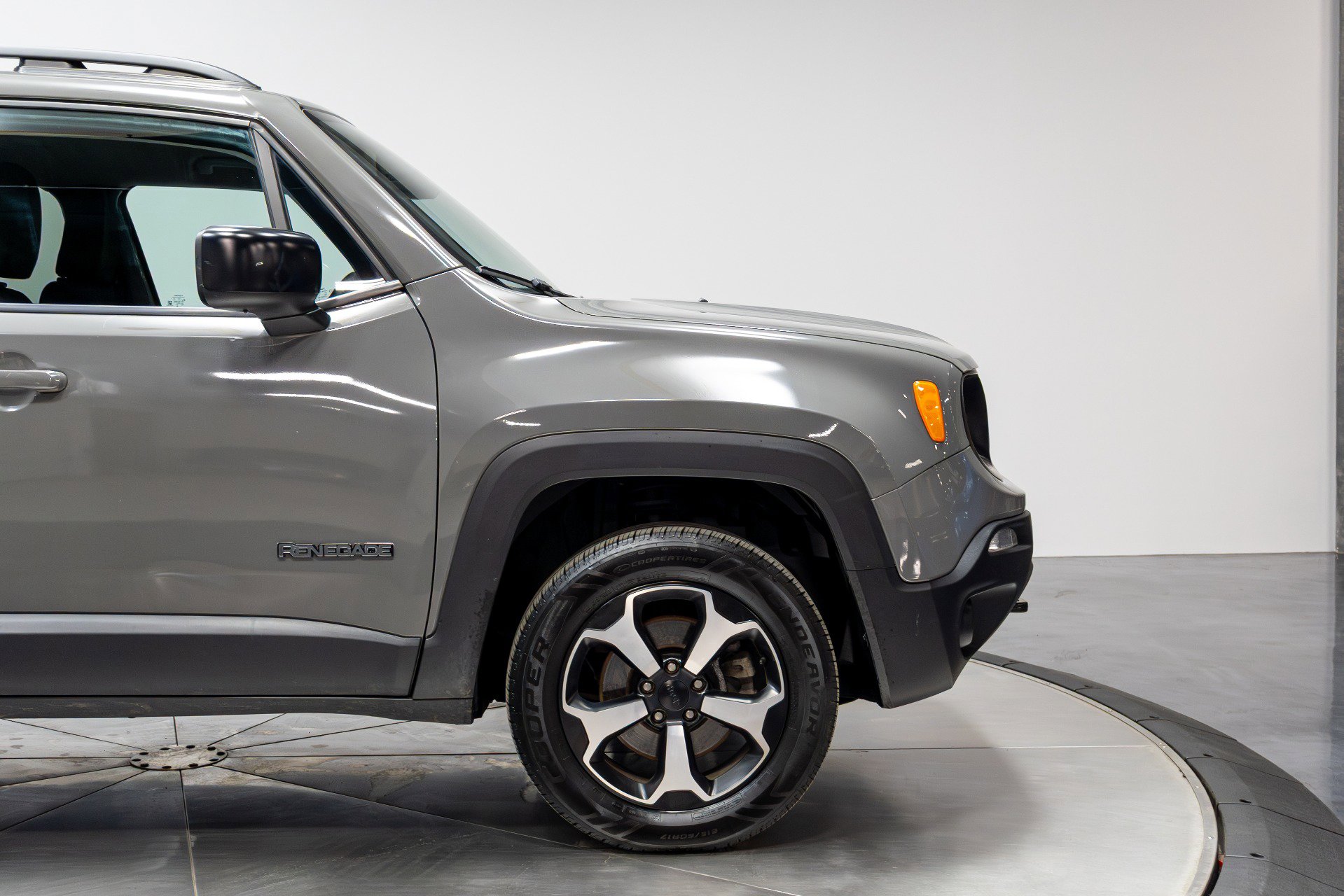 Used 2020 Jeep Renegade Sport image 20