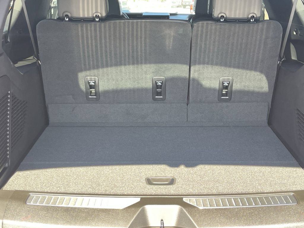 New 2026 GMC Yukon XL Denali w/ Sun & Power Step Package AWD/4WD image 27