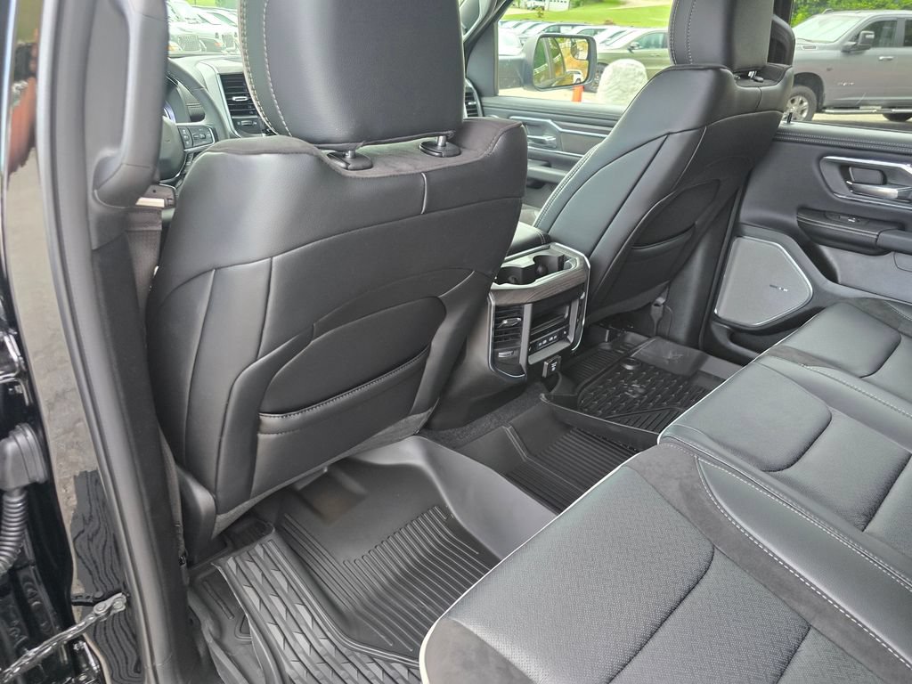 New 2026 RAM 1500 Laramie AWD/4WD image 24