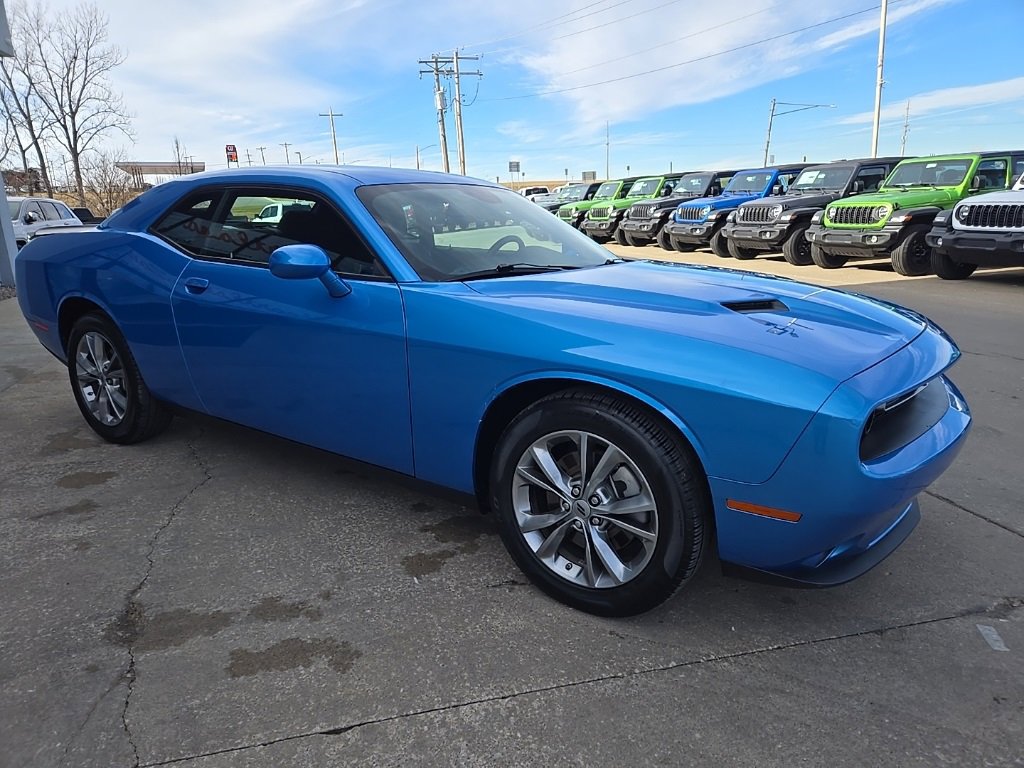 Used 2023 Dodge Challenger SXT w/ Cold Weather Group image 13