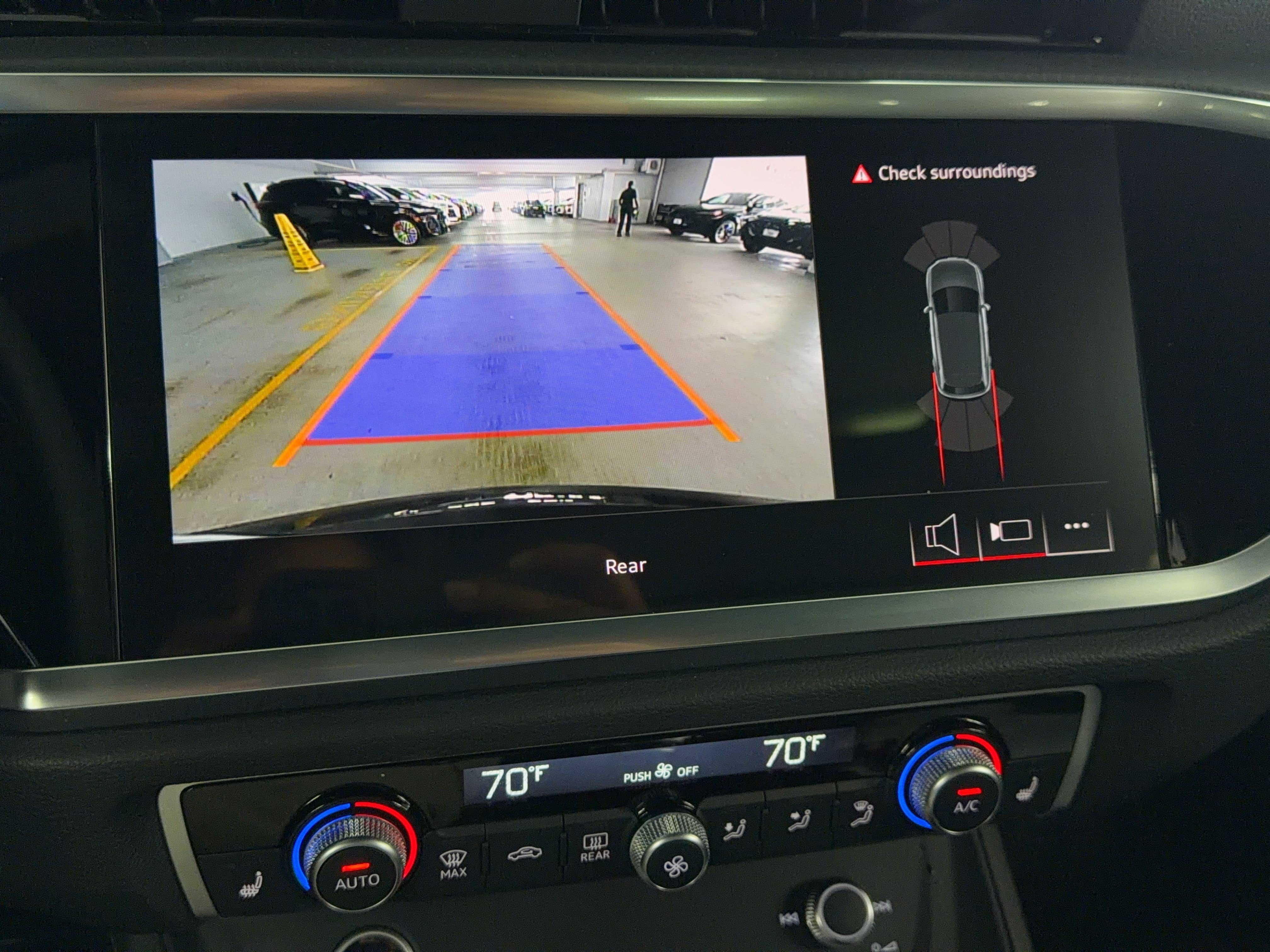 Certified 2025 Audi Q3 2.0T Premium w/ Convenience Package image 24