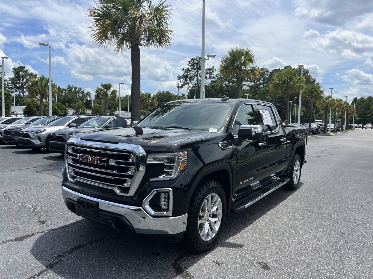 Used 2019 GMC Sierra 1500 SLT w/ SLT Premium Plus Package AWD/4WD image 5