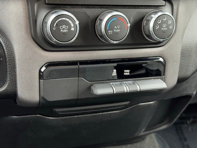 Used 2021 RAM 1500 Big Horn image 14