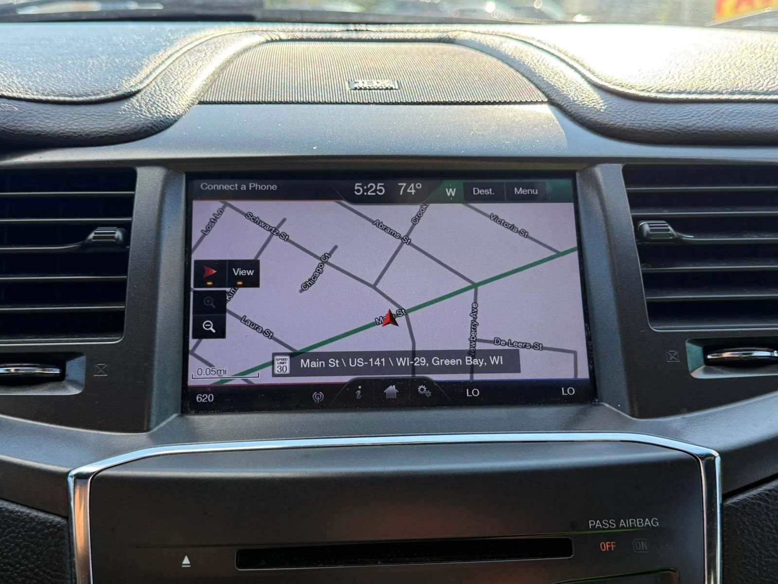 Used 2013 Lincoln MKS AWD image 23
