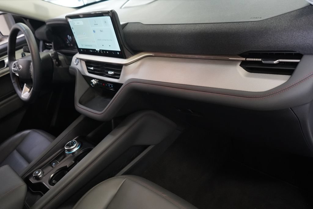 New 2026 Ford Explorer Active w/ Active Comfort Package AWD/4WD image 21