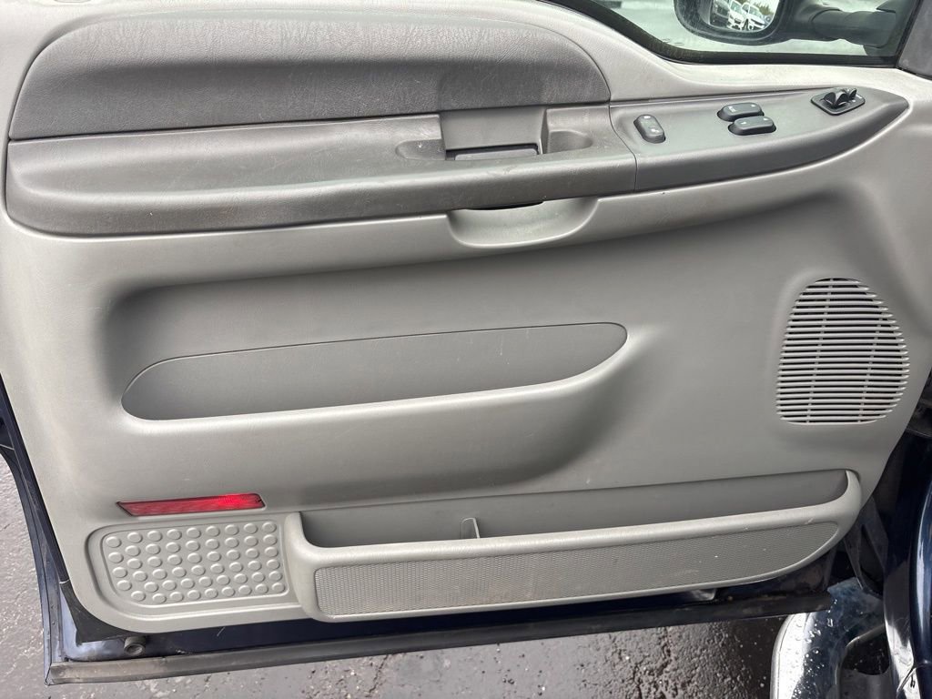 Used 2002 Ford F250 XLT RWD image 10