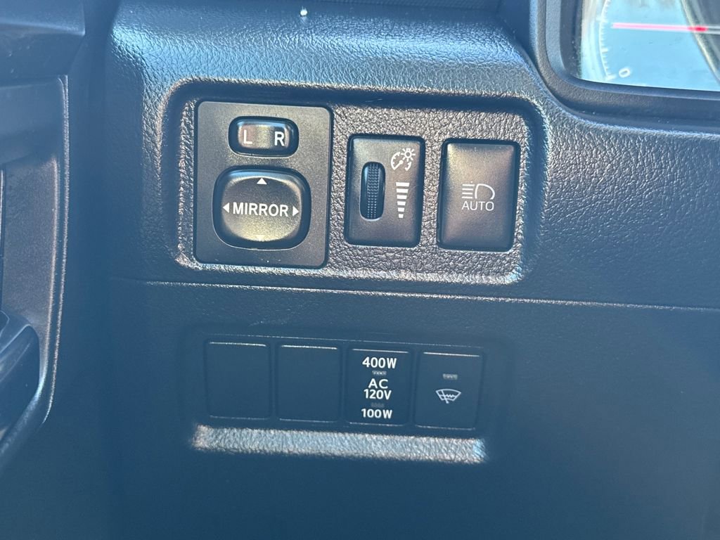 Used 2024 Toyota 4Runner TRD Off-Road Premium image 32