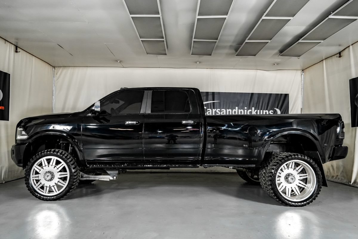 Used 2014 RAM 3500 Laramie w/ Convenience Group AWD/4WD image 11