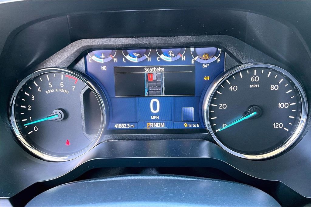 Used 2023 Ford Expedition XLT image 13