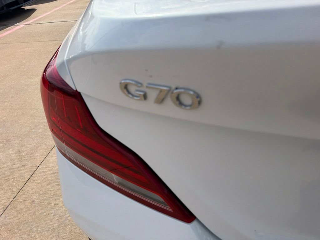 Used 2021 Genesis G70 2.0T RWD image 10