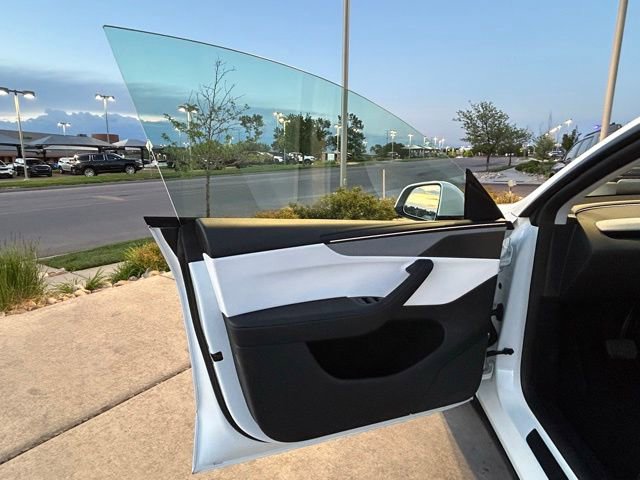 Used 2026 Tesla Model Y Long Range AWD/4WD image 10