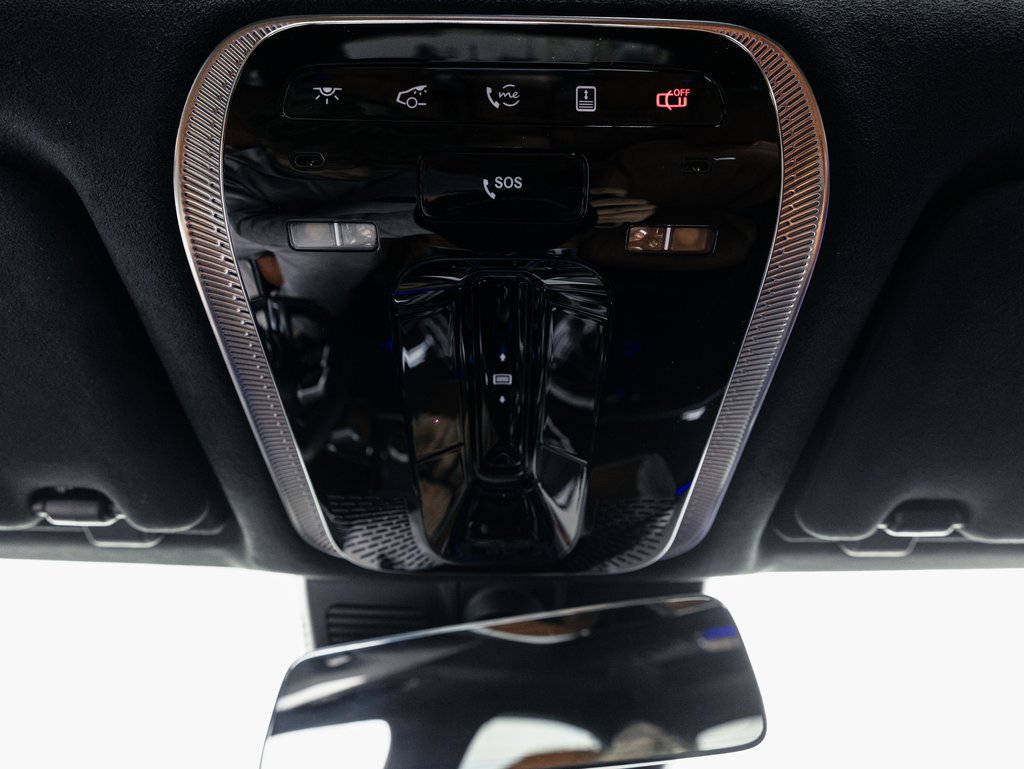 Used 2025 Mercedes-Benz S 63 AMG S image 24