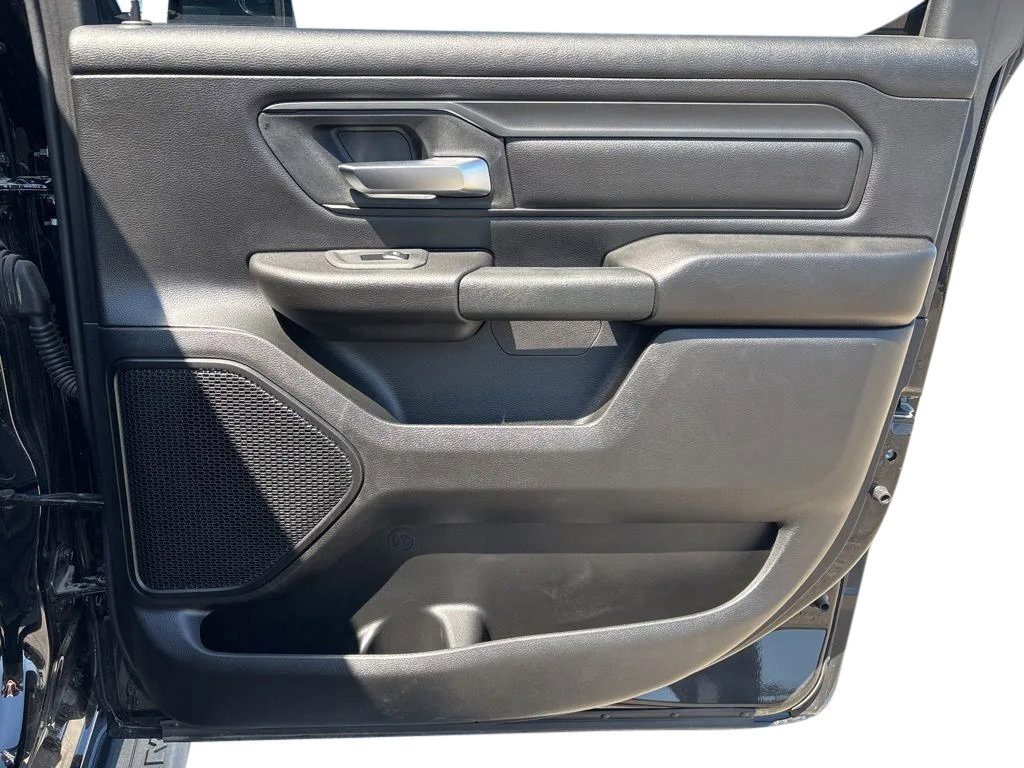 New 2026 RAM 1500 Express AWD/4WD image 28