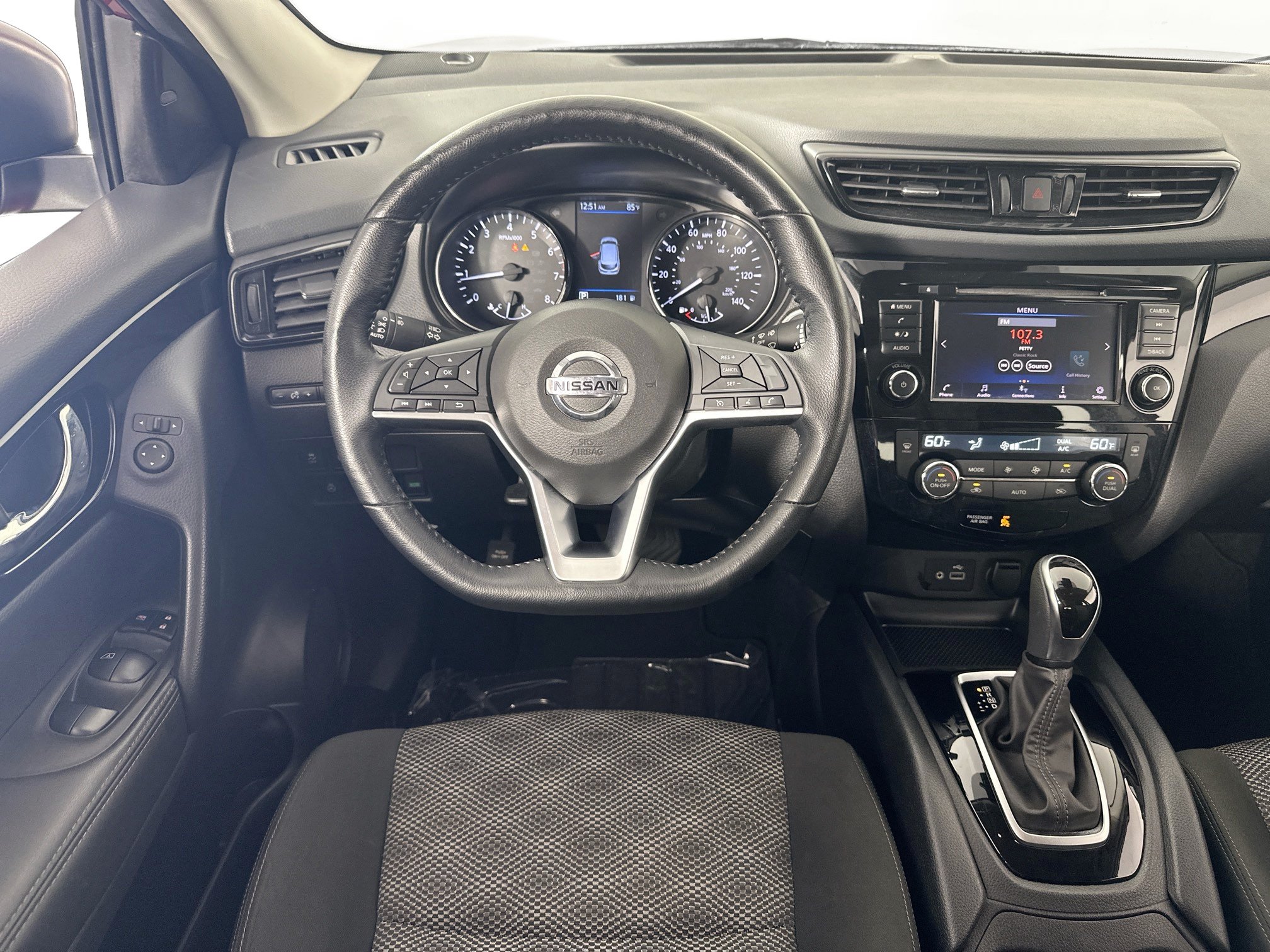 Used 2022 Nissan Rogue Sport SV FWD image 21