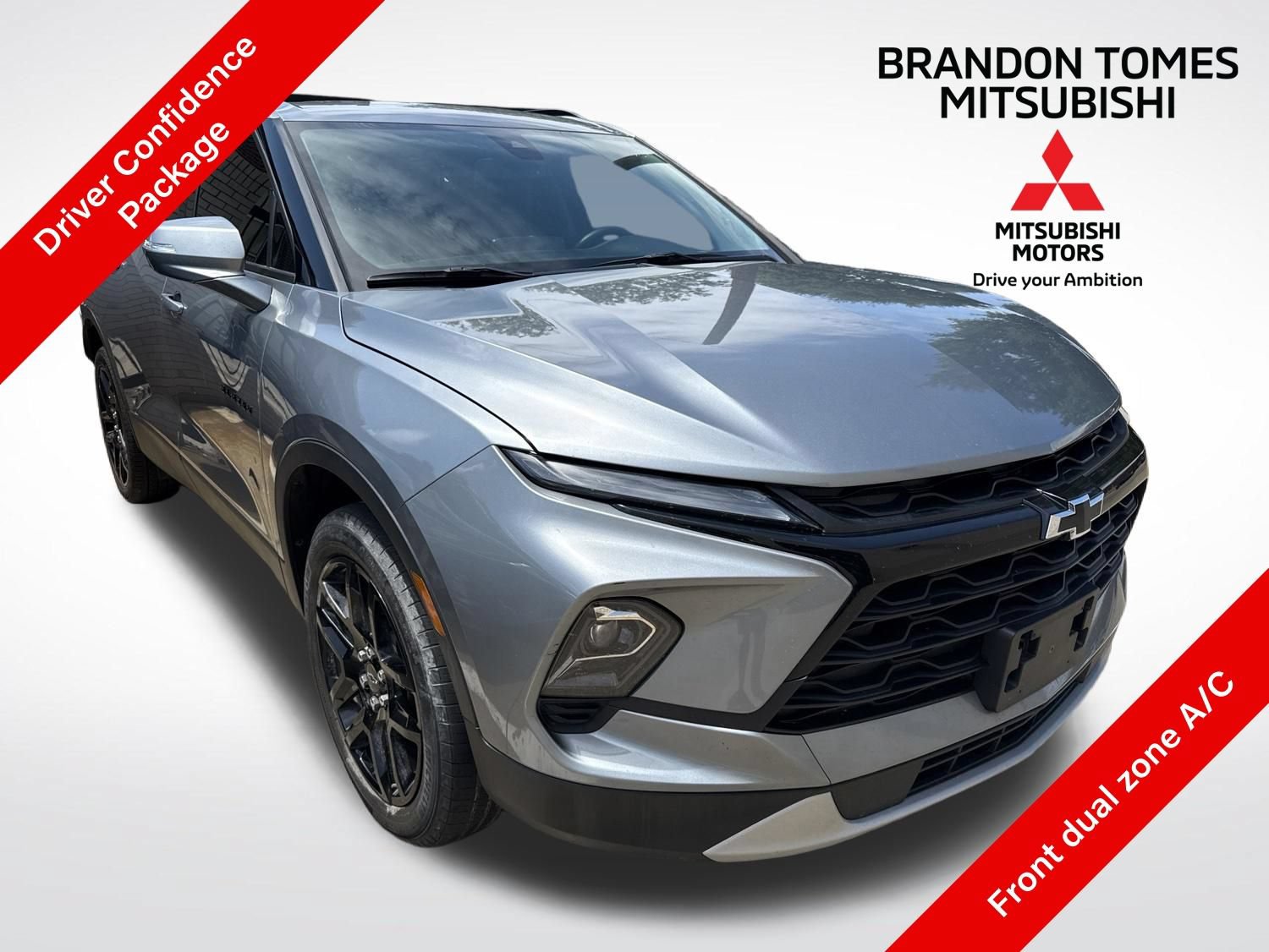 Used 2024 Chevrolet Blazer LT w/ LPO, Black Grille Bar Package FWD image 1