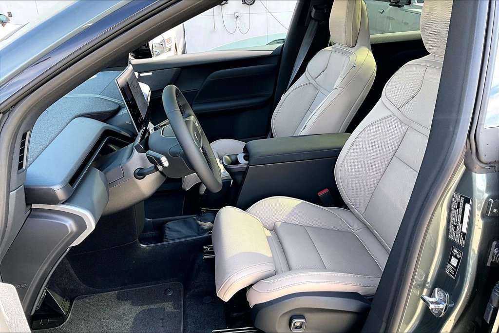 New 2027 Volvo EX60 Ultra AWD/4WD image 26